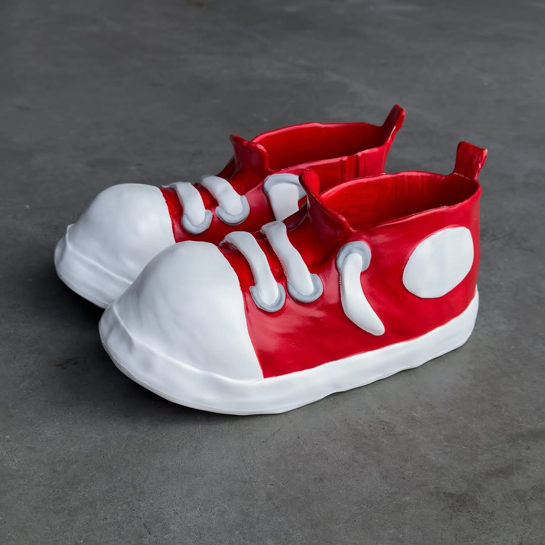 CLAYMATION SHOE